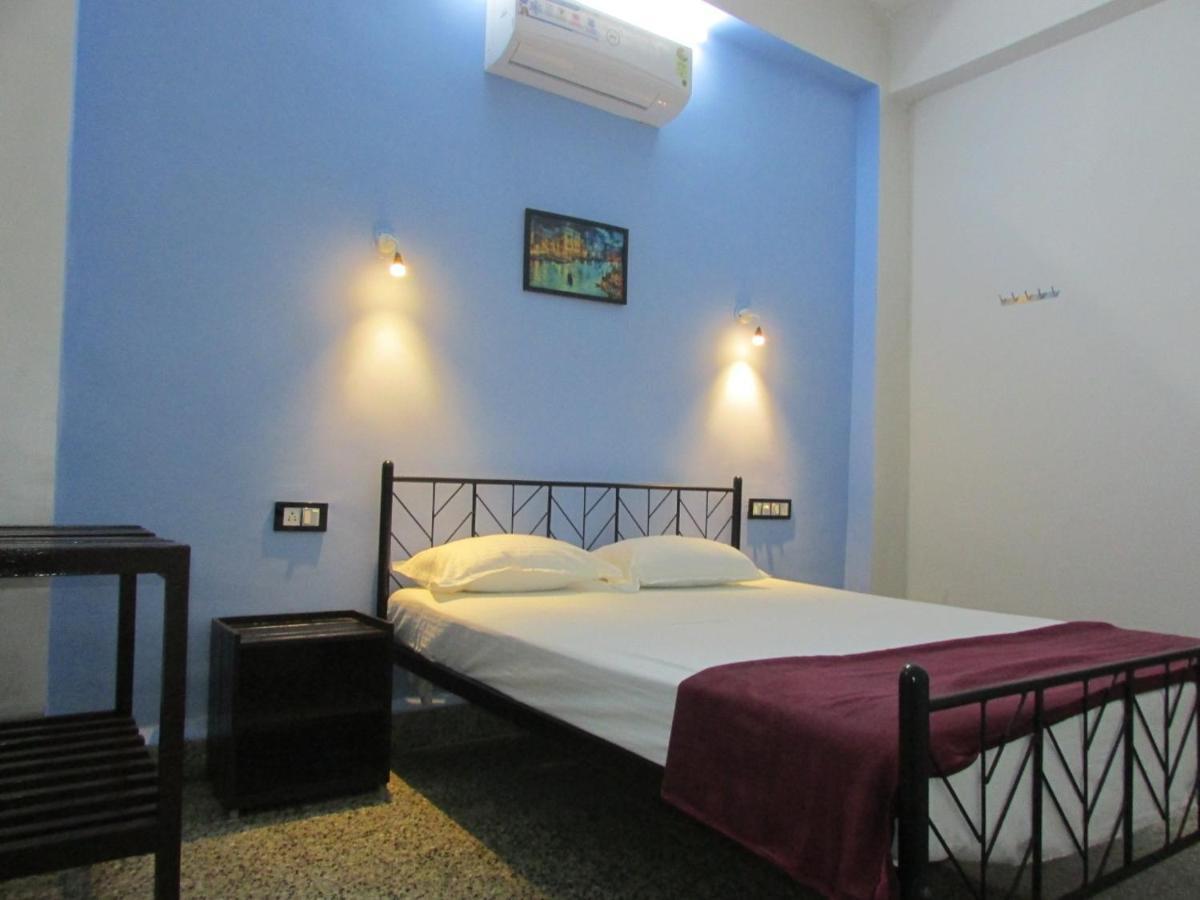 Sanrit Hotel GOA Exterior foto