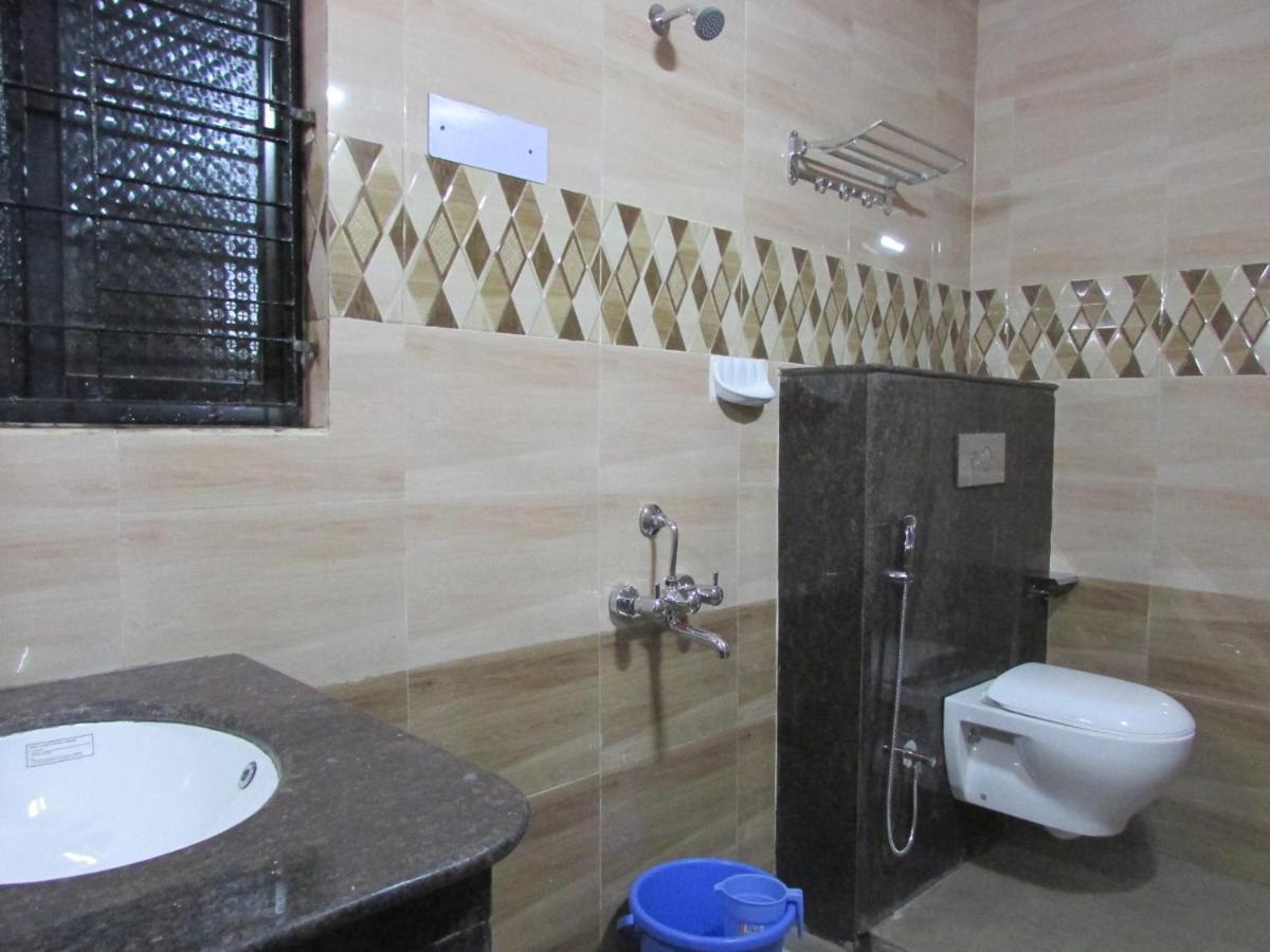 Sanrit Hotel GOA Exterior foto